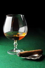 Cigar and drink