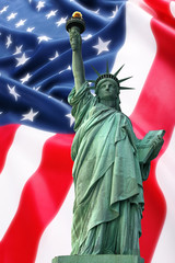 Obraz premium NY Statue of Liberty against a flag of USA