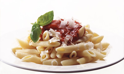 Rigatoni mt Tometen und Basilikum