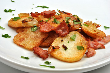 fried potato with organic bacon and parsley