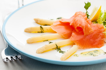 Smoked salmon and asparagus