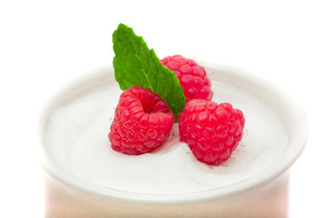Raspberry yogurt