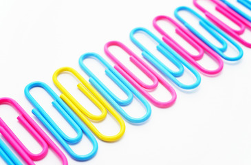 Colourful Paper Clips - Bunte Büroklammern