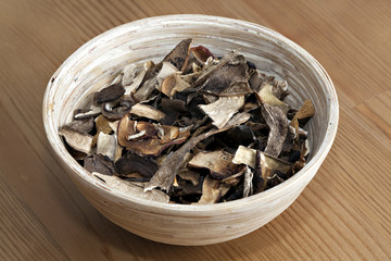 dried wild mushrooms