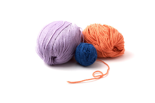 Balls of a multi-coloured yarn