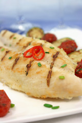 Grillfisch mit Gemüse
