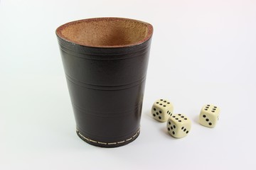 dice_cup_stand_upside.JPG
