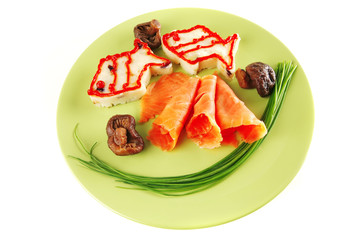 salmon slice with mash on green