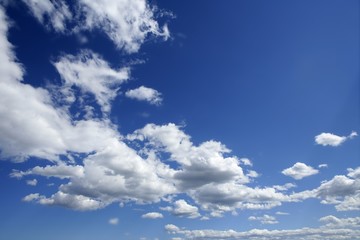 Naklejka na ściany i meble Blue beautiful sky with white clouds in sunny day