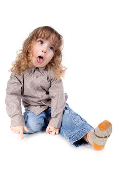 Enfant griman&ccedil;ant...