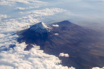 Gordijnen Popocatepetl volcano Mexico DF city aerial view © lunamarina
