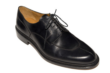 chaussure homme sur fond blanc