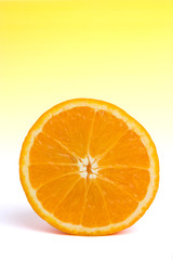 Fruits et vitamines - orange tranchée