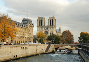 Naklejka na ściany i meble River Seine and Notre Dame Cathedral in Paris