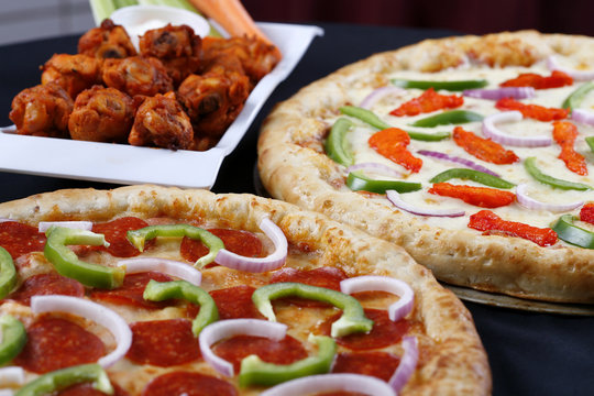 pizza and wings deal