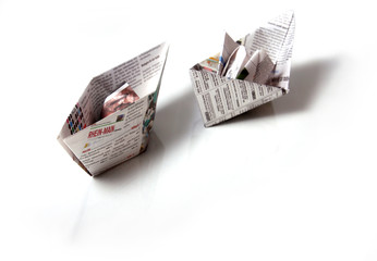 Papierschiffchen