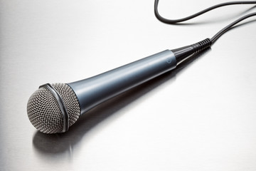 Microphone