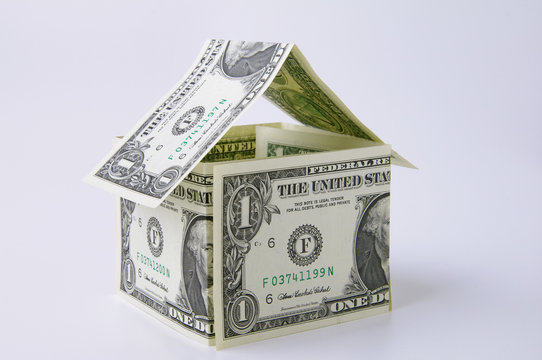 Geldscheinhaus aus Dollar