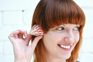 Girl with a cockleshell