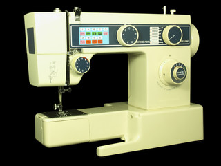 MACHINE A COUDRE