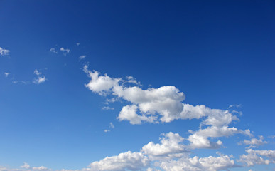 Nubes azules