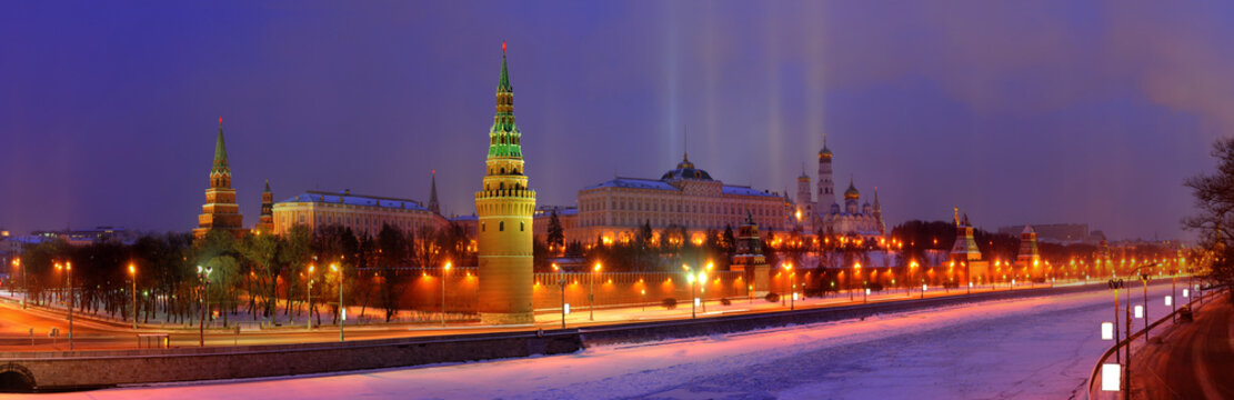 Fototapeta Kremlin in winter’s morning