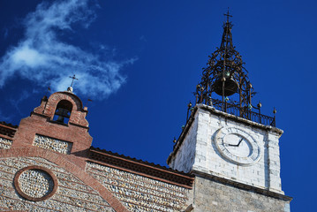 Le haut de la Cathédrale Saint Jean de Perpignan