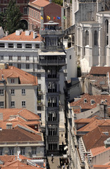Lissabon, Elevador do carmo