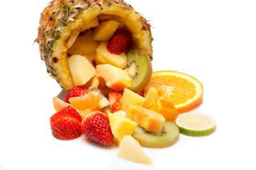 ananas aperta con macedonia