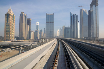 Obraz premium Metro tracks in Dubai, United Arab Emirates