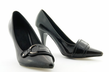 Escarpins à talons noirs en cuir