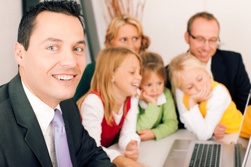 Familie und Berater Finanzen und Versicherung