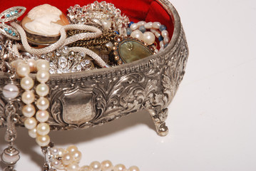 Schmuckschatulle silber