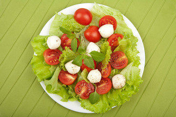 salad with tomatoes and mozzarella