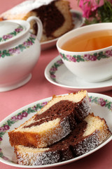 Marble cake with tea