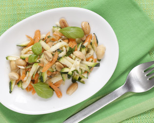 karotten Zucchini Salat