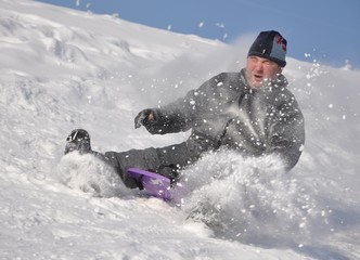 homme et luge