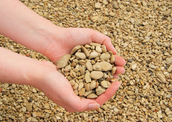 Hand mit Steinen - hand with stones 07