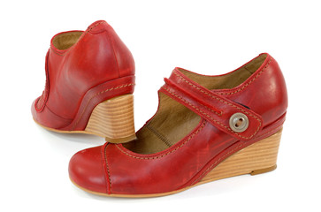 zapatos rojos mujer fondo blanco