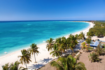 Prachtig tropisch strand op het Caribische eiland