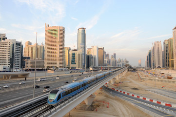 Fototapeta premium Sheikh Zayed Road in Dubai, United Arab Emirates