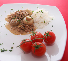 Reis mit Jägersauce