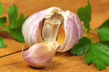 Fresh garlic and parsley