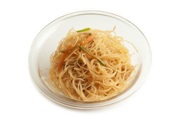 ciotola con spaghetti di soia