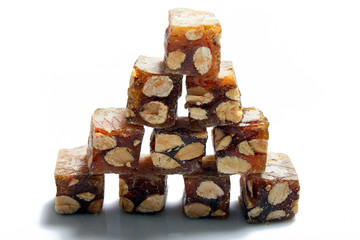 Pyramide Nougat Noir