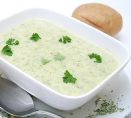 grüne suppe