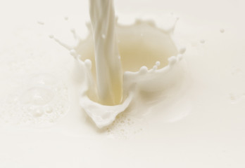 milk splash