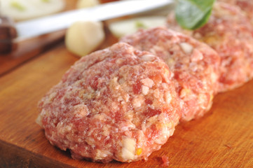 Crude cutlet
