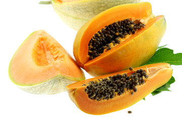 fruits jaunes fond blanc