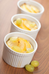 cake with fruits